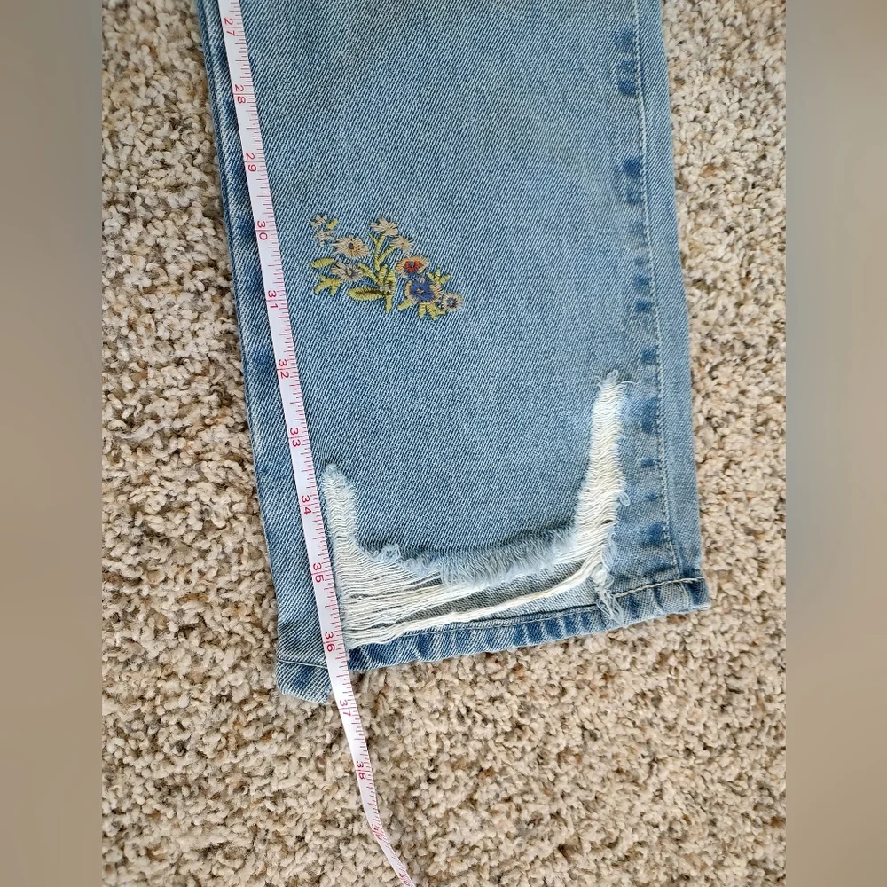 Ban Jara Embroidered Blue Jeans - Picture 5 of 7